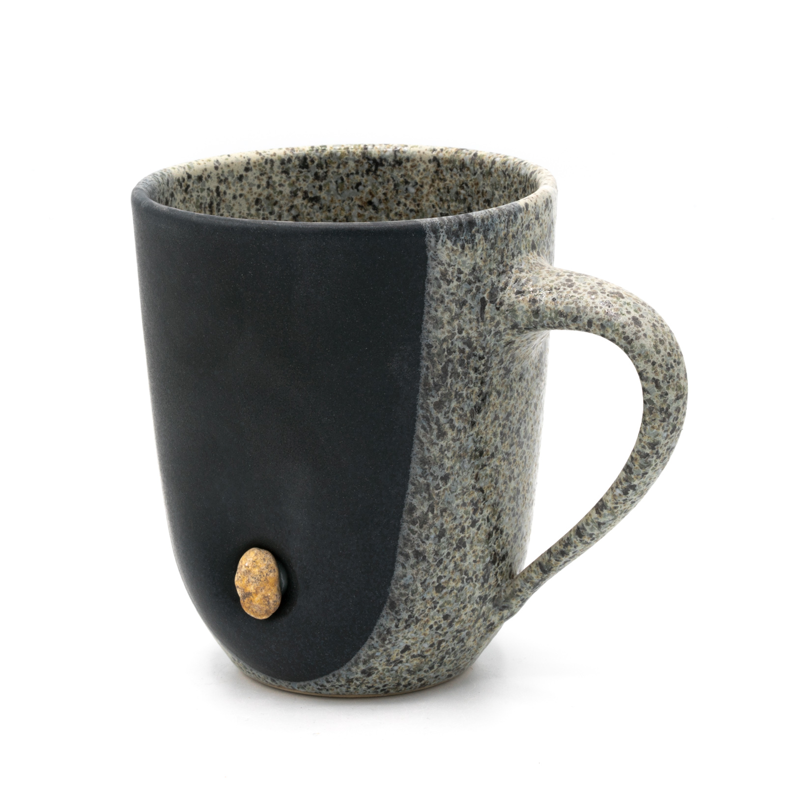 Kaffeebecher Keramik | Kaffeepott mit Rheinkiesel | schwarz